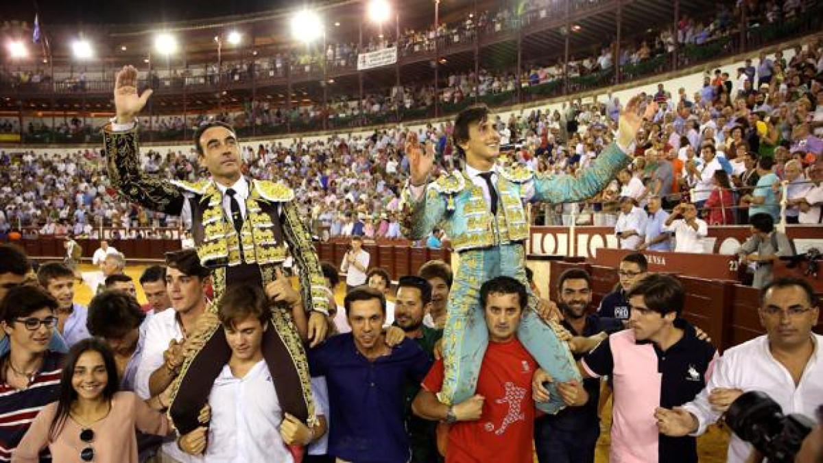 Inician actividades al 50% en plazas de toros de Andalucía