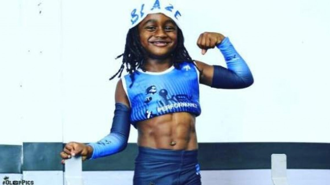 Con sólo 7 años, Rudolph Ingram vuela sobre la pista