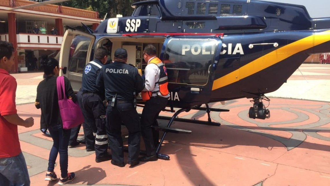 Mujer se avienta de un tercer piso tras escuchar alerta sísmica en simulacro