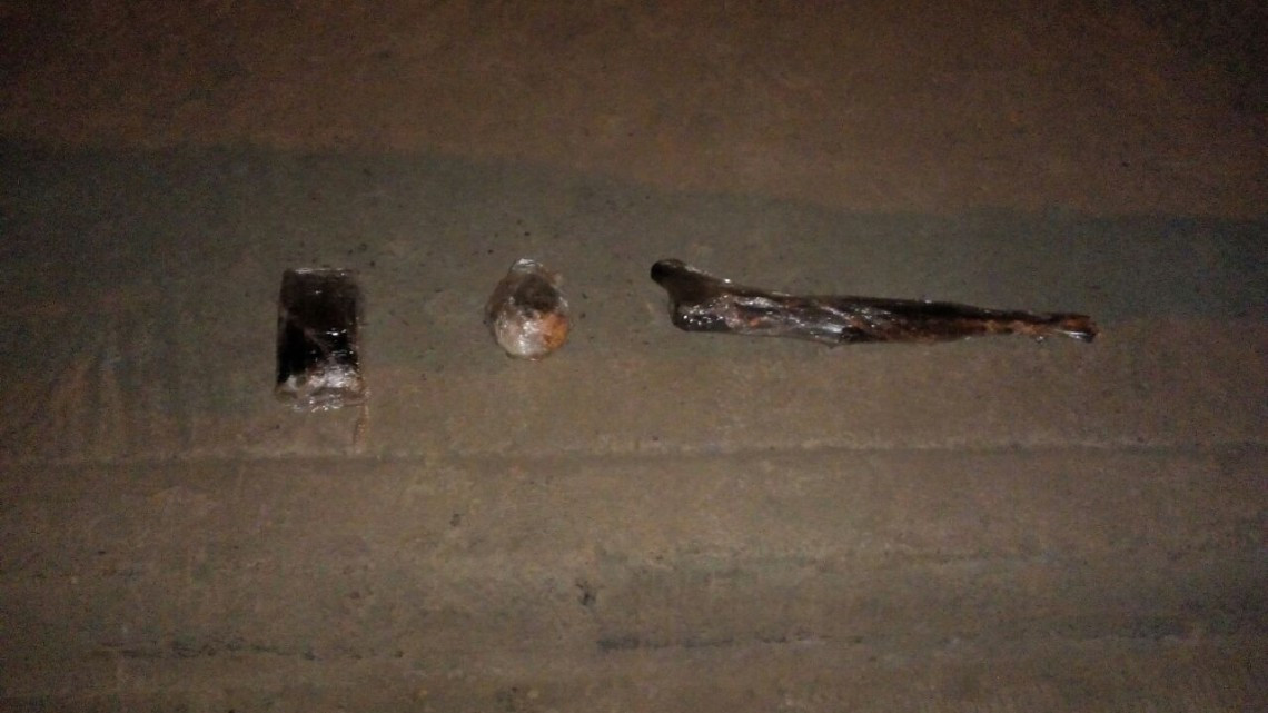 BOM asegura camioneta robada, un arma larga y cargadores