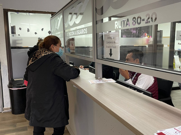 Implementa Comapa horario especial en diciembre 