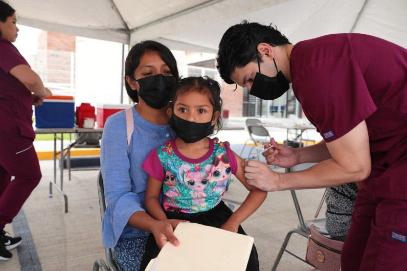 Gobierno Municipal realiza jornada de vacunación en colonia Toboganes 