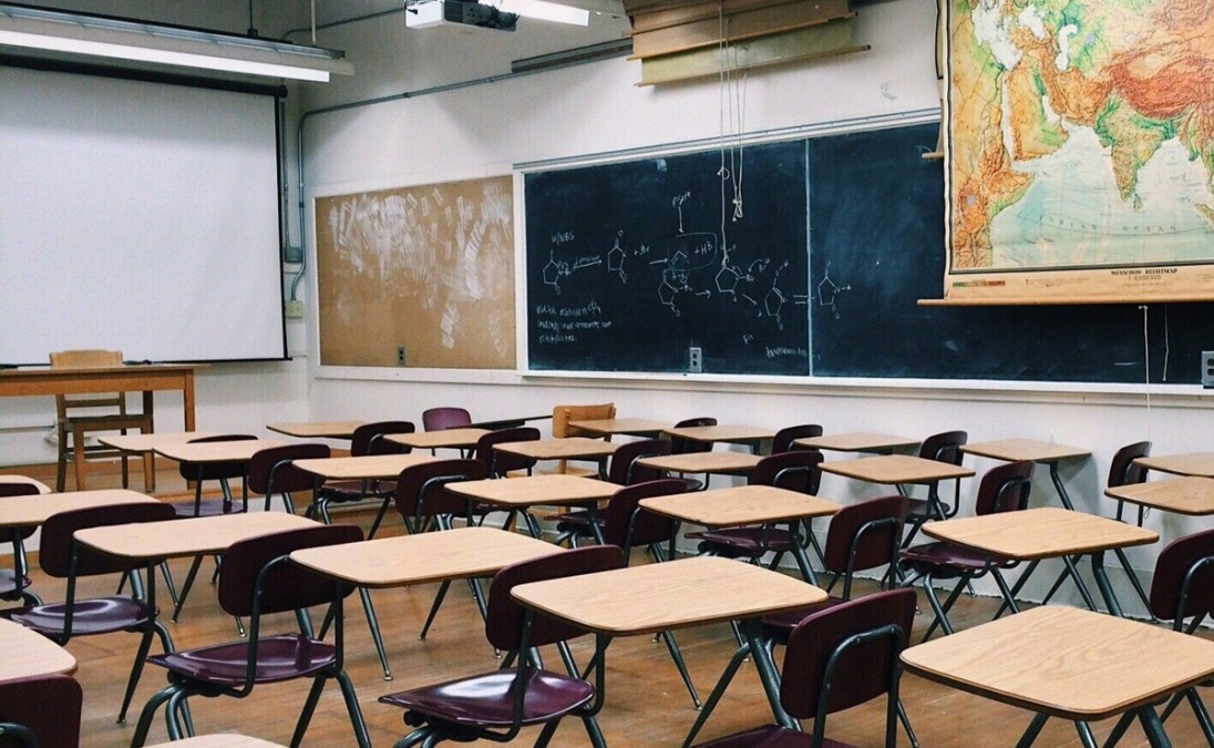 OMS y Unicef piden a países europeos abrir escuelas en inicio del curso