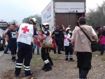 Rescatan a 142 migrantes en Veracruz