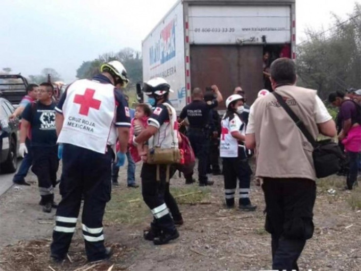 Rescatan a 142 migrantes en Veracruz