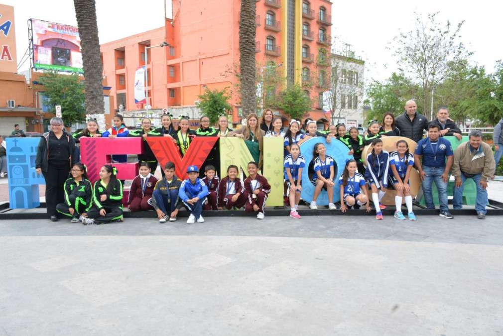 Agradecen atletas apoyo a Maki Ortiz