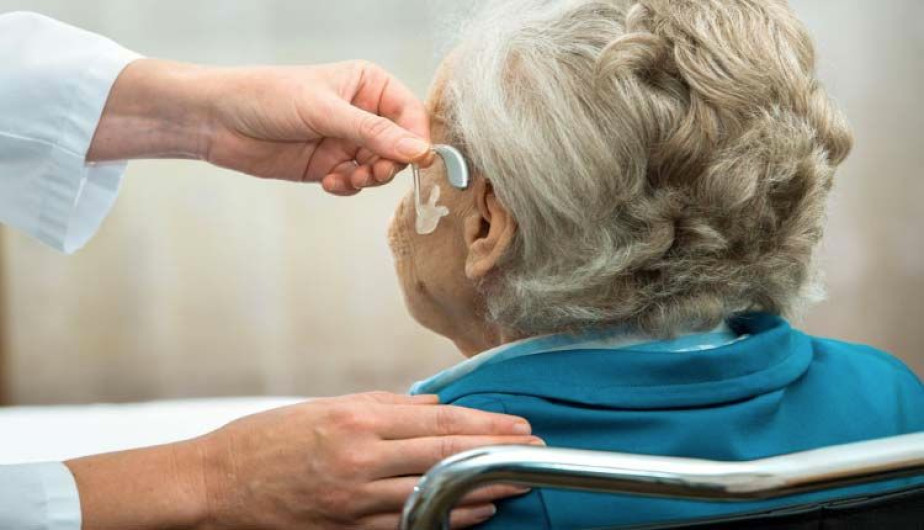 Continúa abierto registro para obtener auxiliares auditivos gratis 