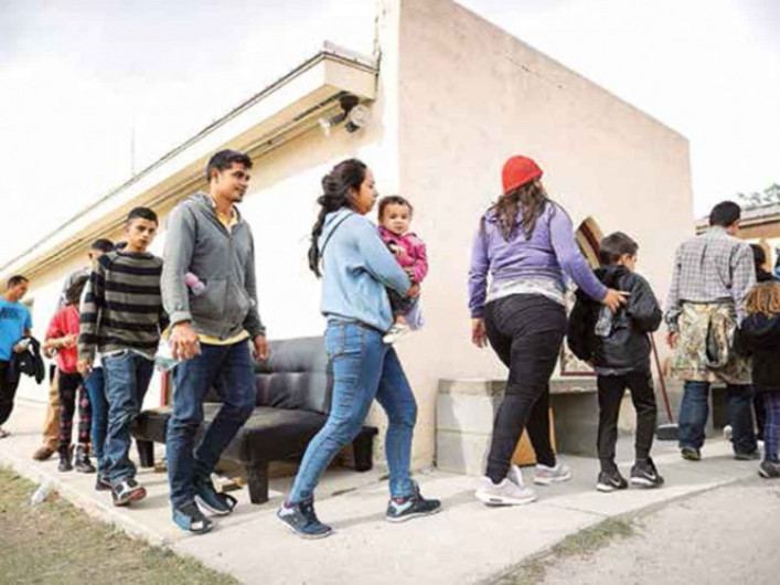 Hasta 18 mil 700 migrantes en espera de asilo de EU