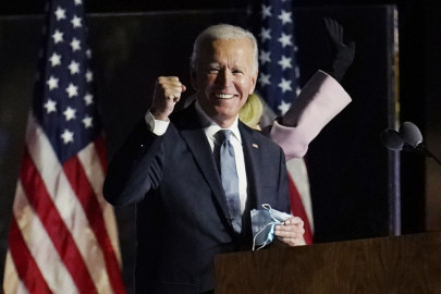 Joe Biden designa equipo científico contra COVID-19 