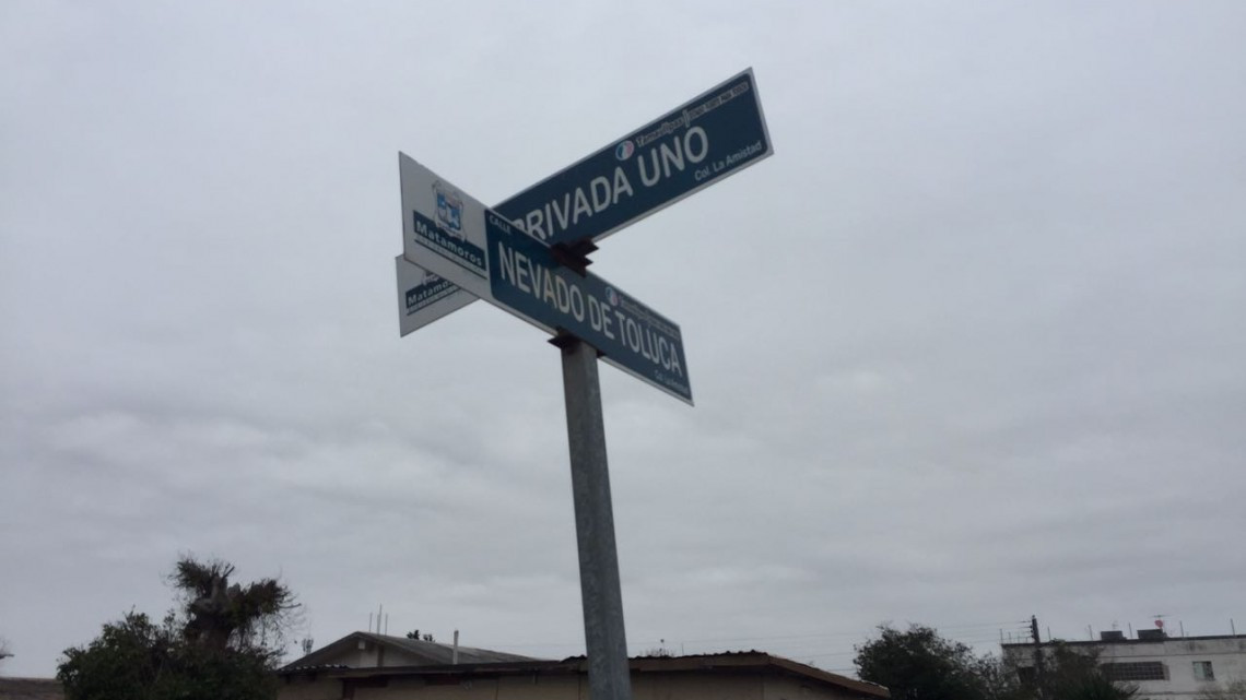 Vecinos de la Vista del Sol reportan inundaciones