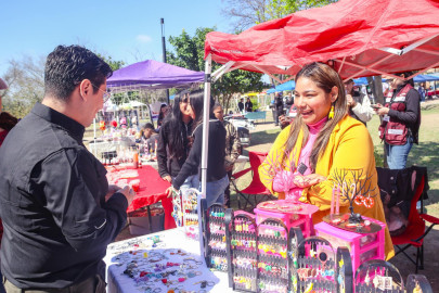Llega ‘Mercado Tamaulipas’ a Nuevo Laredo; impulsan gobierno estatal y municipal a jóvenes emprendedores