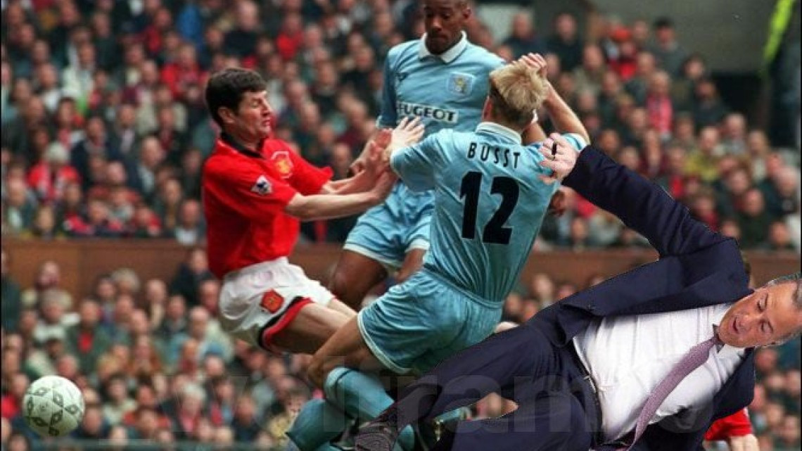 Meade cae por poco y en redes lo viralizan