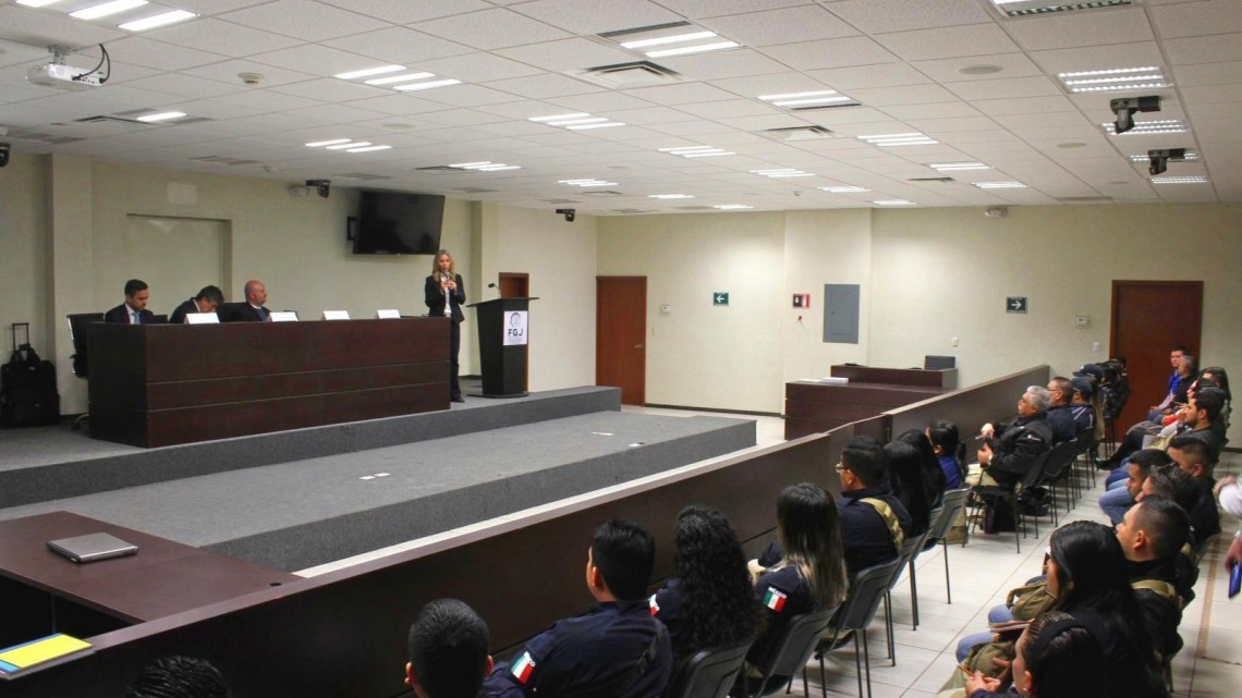 Capacitan a elementos de la Policía Investigadora de la FGJE de Tamaulipas