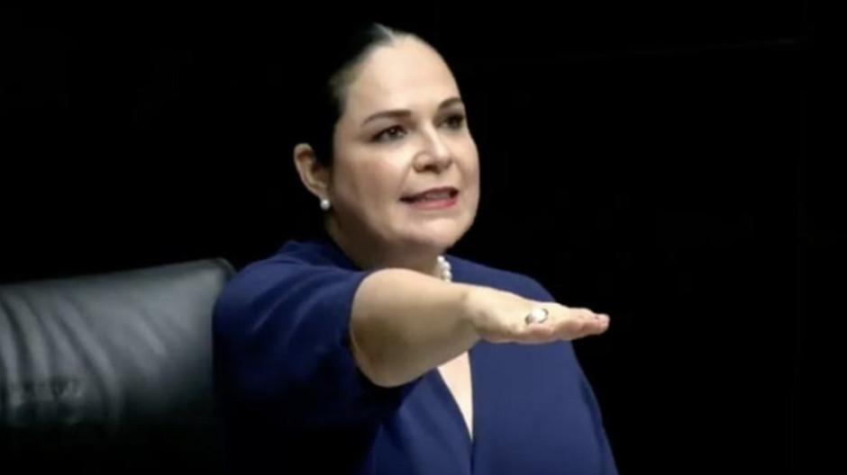 Mónica Fernández es elegida presidenta de la Mesa Directiva del Senado