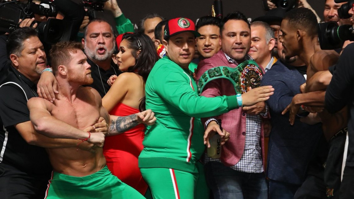 “Canelo” y Jacobs cumplen con la báscula