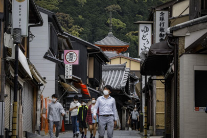 Japón levanta estado de emergencia por Covid-19 en Tokio 