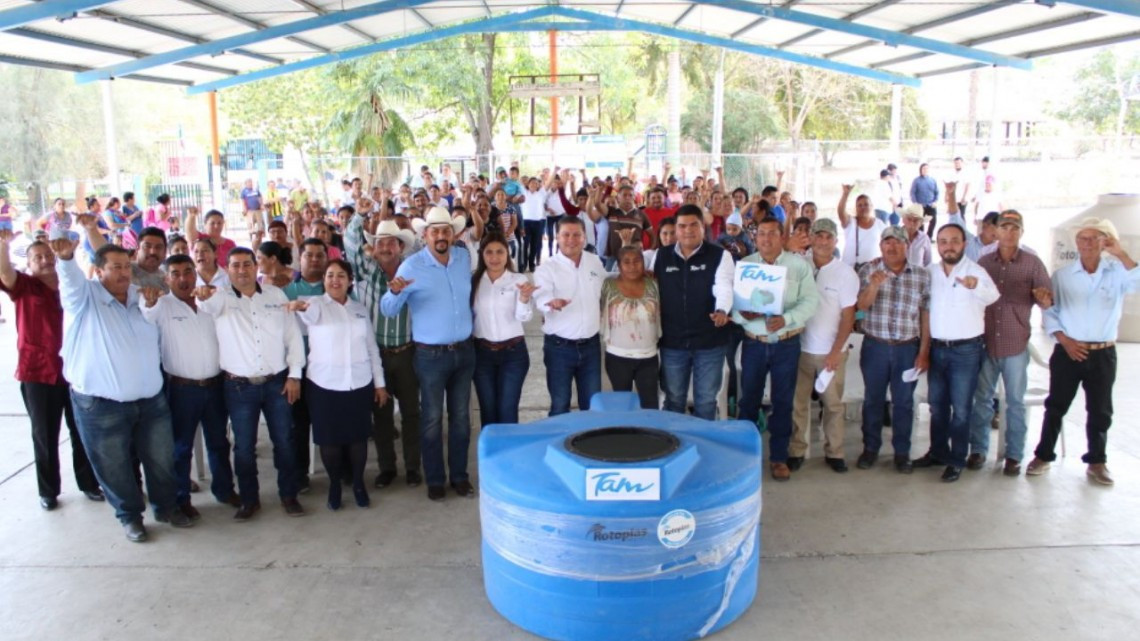 Entrega Gobierno de Tamaulipas subsidios en Antiguo Morelos