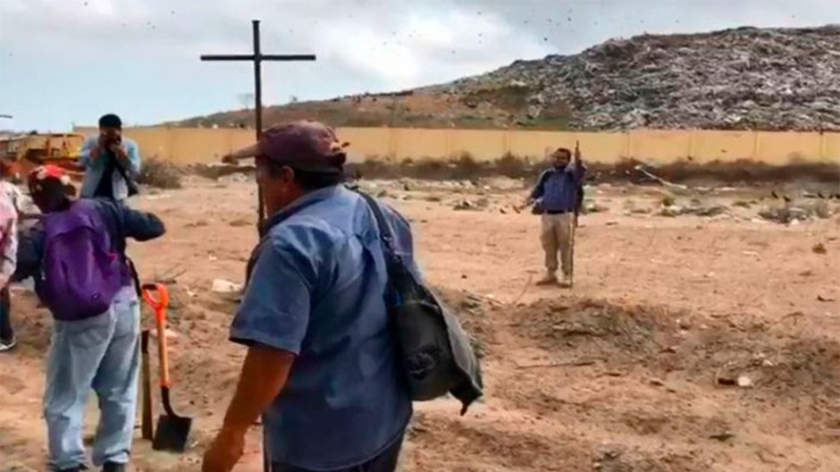 Encuentran tres cuerpos en fosa clandestina en Veracruz