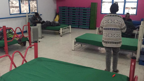 Bajas temperaturas dejan 12 albergados en Victoria 