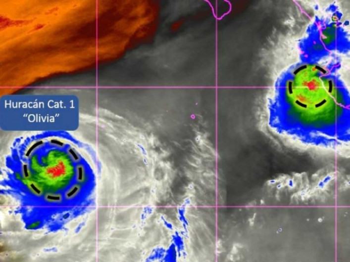 “Olivia” sigue alejándose de México