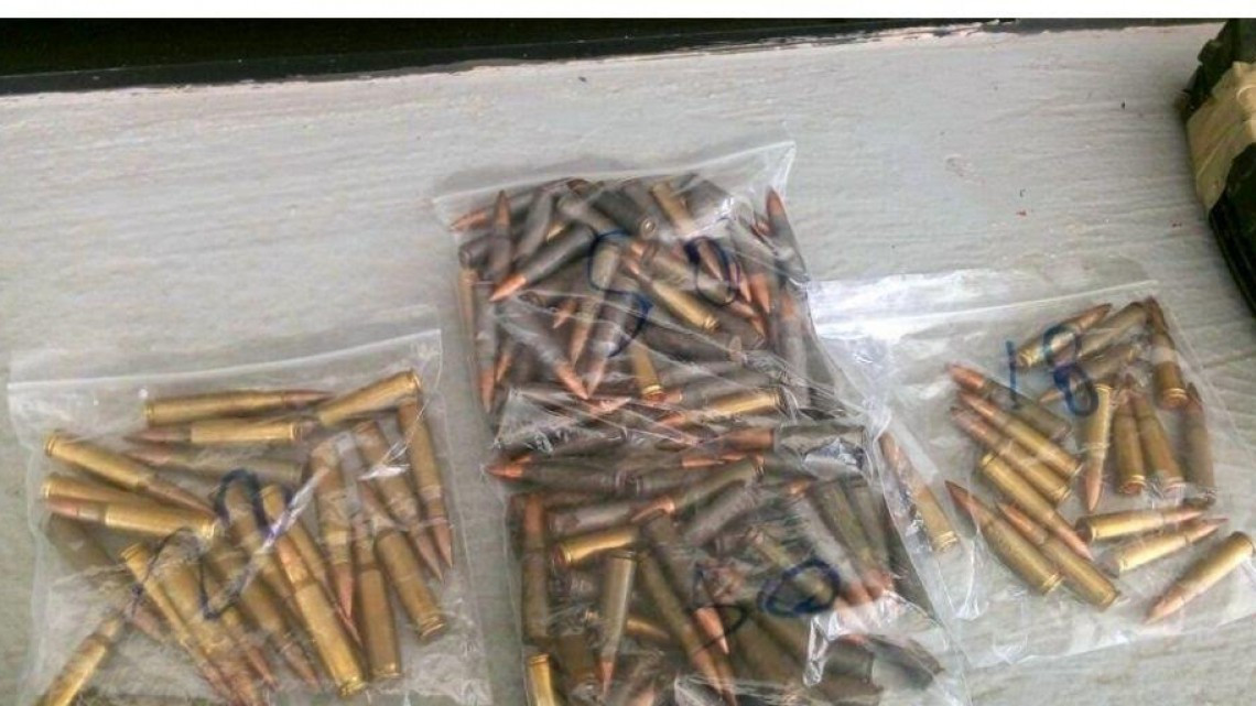 Aseguran camioneta abandonada