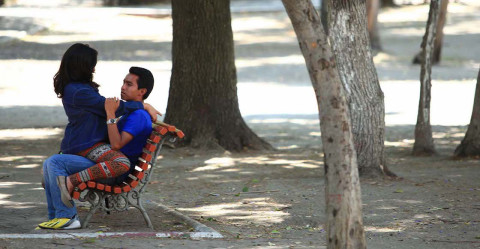 ¡Viva el amor! Parejas en Guadalajara ya podrán tener relaciones sexuales en plena calle
