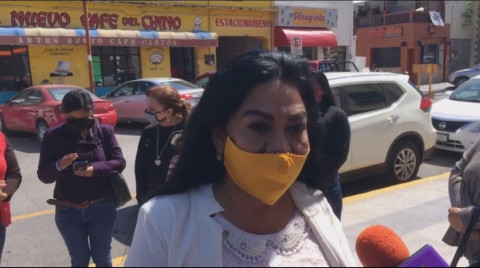 Piden maestras pagos de adeudos en escuelas de tiempo completo 