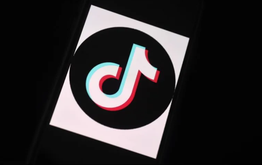 Investiga FBI amenazas de Tik Tok tras tiroteo en Michigan 