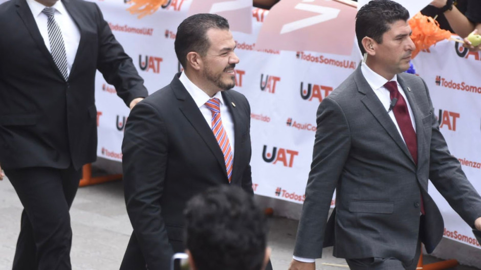 Rinde rector de la UAT primer informe de labores