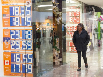 Dólar en $19.85 pesos en AICM a la venta