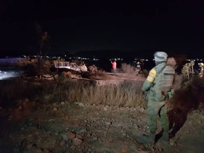 Ejército aplica Plan DN-III-E por explosión en ducto de Tlaxiaca