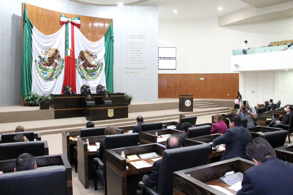 Van diputados contra cobranza abusiva