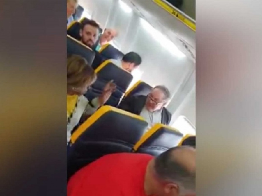 Hombre protagoniza acto de discriminación