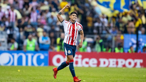 Chivas y América empatan el Clásico Nacional