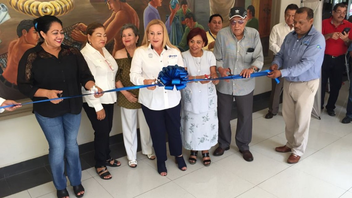 Se monta “Los colores de figón“, exposición de pintura, arte y pasión.