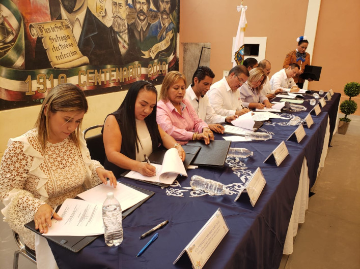 Firman convenio Gobierno del Estado y Municipios para fortalecer el sistema estatal anticorrupción