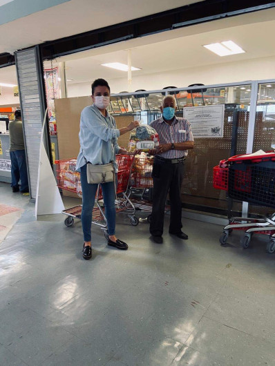 Atiende DIF Reynosa a los abuelitos empacadores