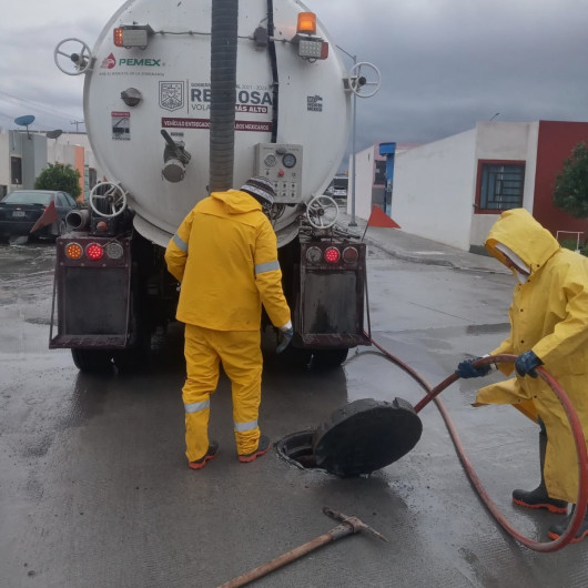 Realizó COMAPA limpieza de línea general en fraccionamiento Hacienda del Sol