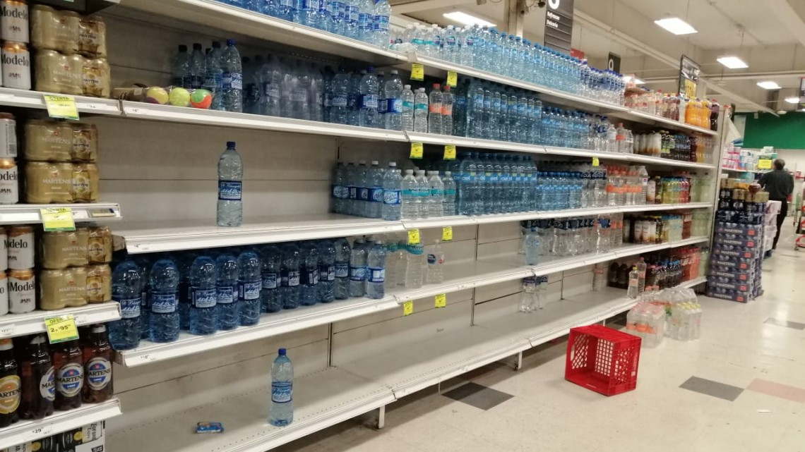 En aumento desabasto en tiendas por compras de pánico