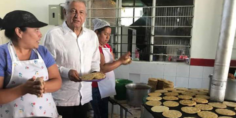 AMLO sin conocimiento de posible envenenamiento en su campaña
