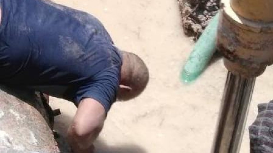 Repara COMAPA maniful en estación de Jarachina Norte