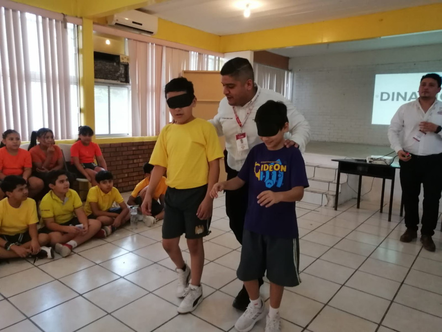 Lleva Dirección de vinculación social Brigadas de concientización sobre discapacidad