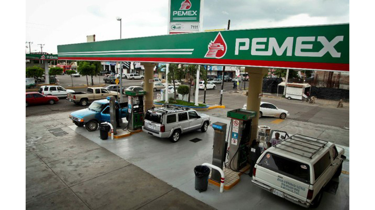 Denuncia a las gasolineras que no vendan completos los litros