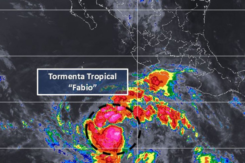 PC alerta a capitalinos por tormenta tropical Fabio