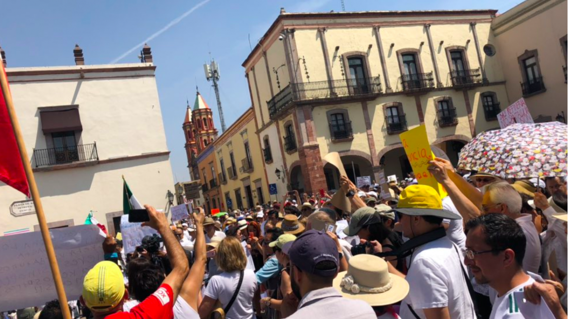 Se registran en varias ciudades del país marchas contra López Obrador