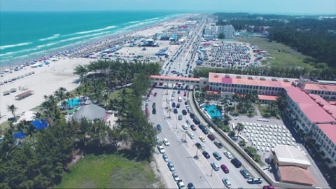 Miramar recibe bandera por playa limpia sustentable