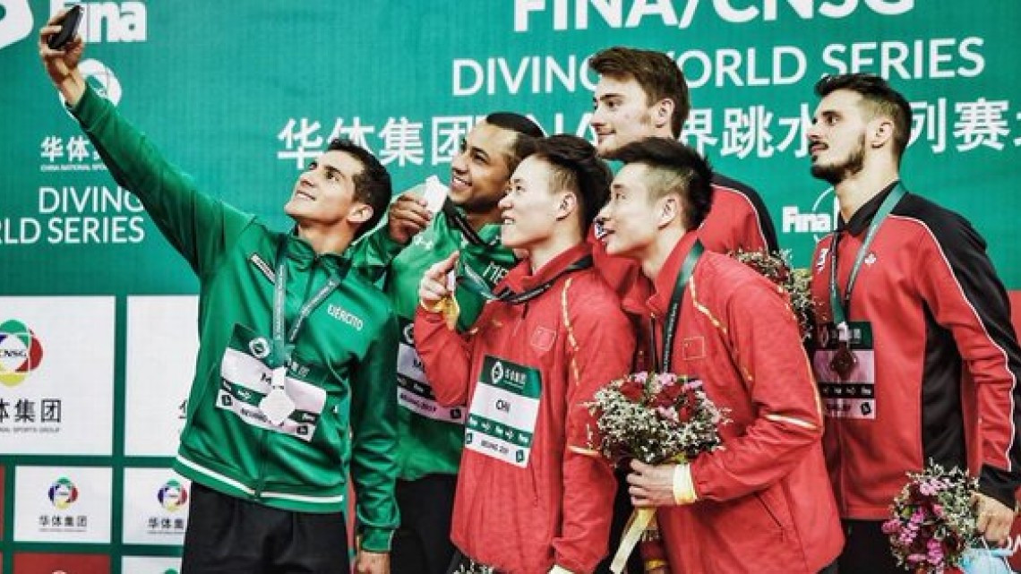 Ganan Rommel Pacheco y Jahir Ocampo medalla de plata en Serie Mundial en China