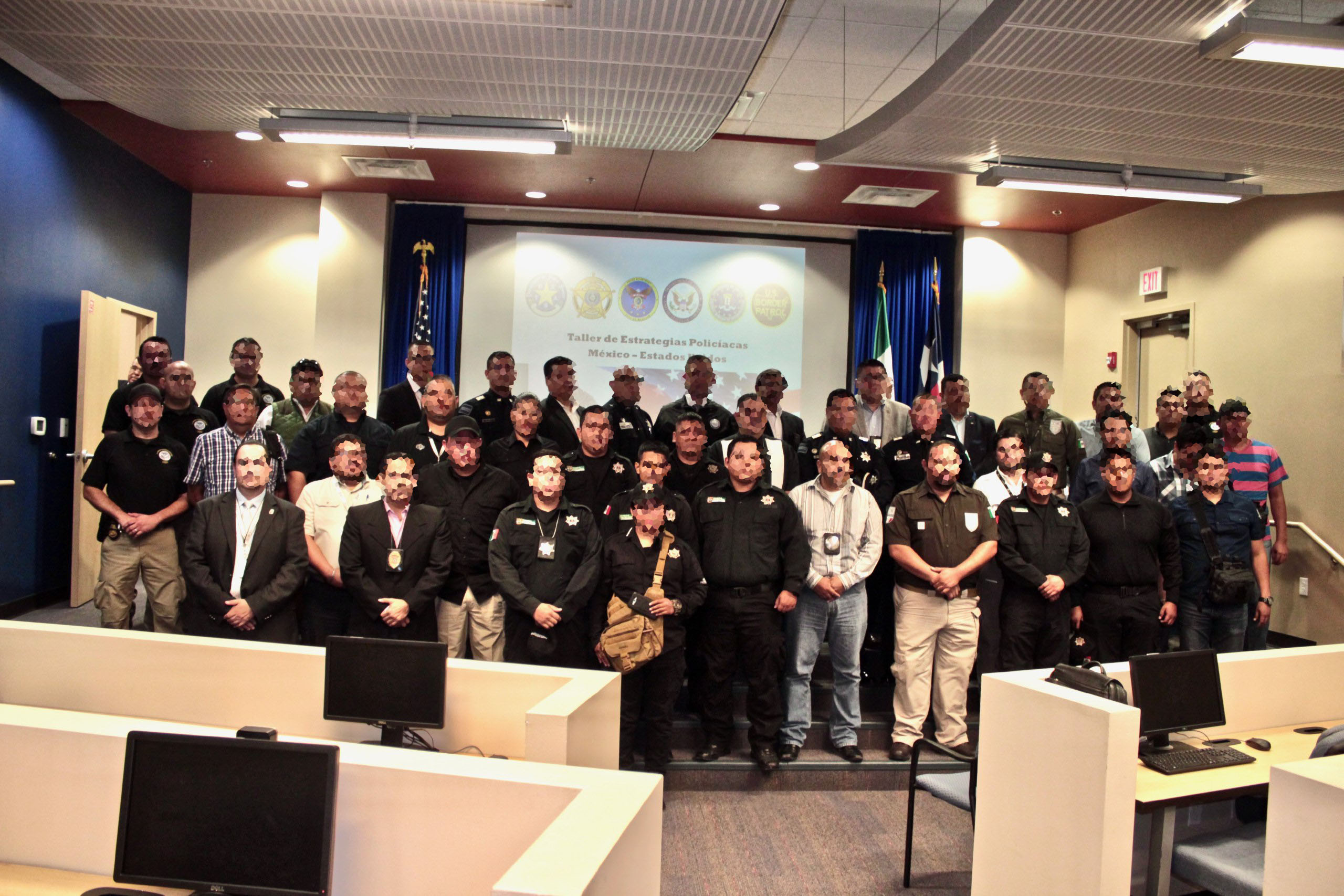 Elementos de seguridad reciben entrenamiento