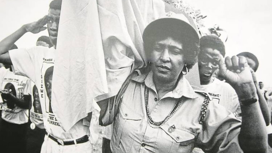 Muere Winnie Madikizela-Mandela a los 81 años