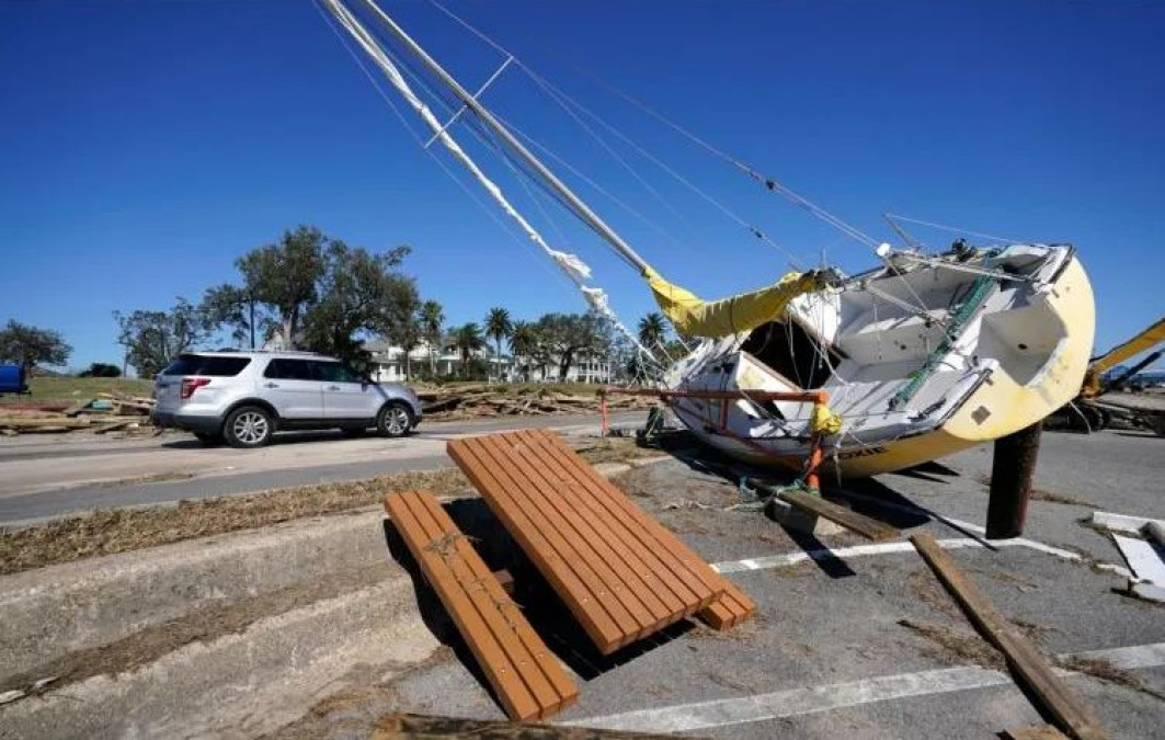 "Zeta" se degrada y deja en su paso 5 muertes en EU 